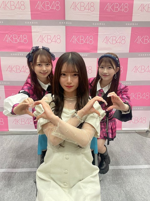 GiNUI2FbUAA-wyG