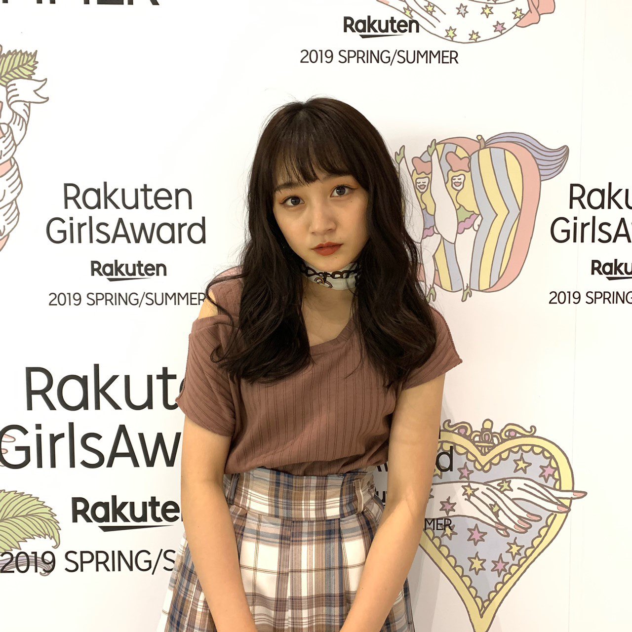 Nmb48 山本彩加が Rakuten Girlsaward 19 Spring Summer に出演 動画 Nmb48箱推し