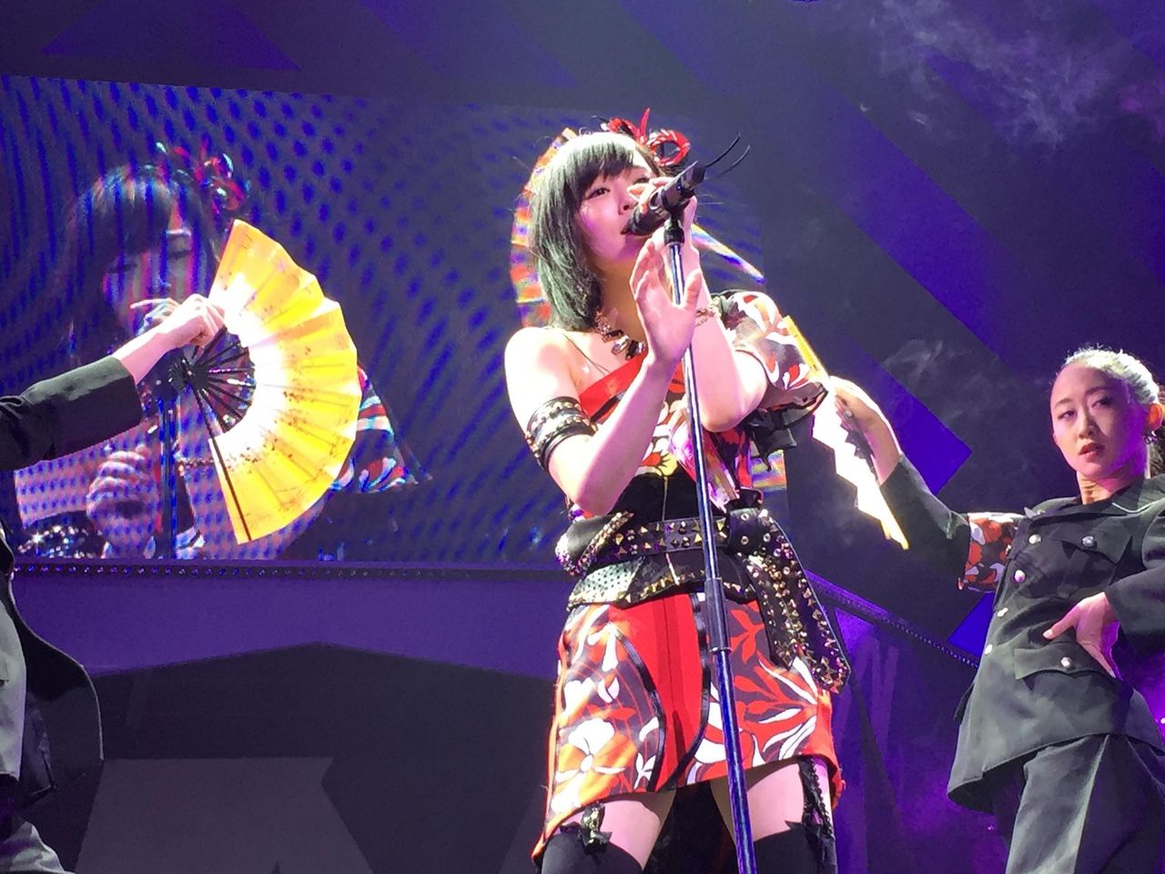 Akbリクアワ15 ３日目 さや姉ソロ曲 愛と悲しみの時差 がカッコよすぎると話題に Nmb48山本彩 Nmbさやみるきーまとめ