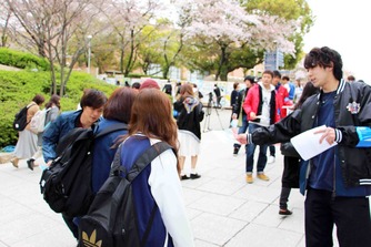 チラシ配布