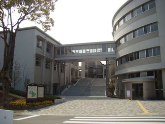 総合情報学部