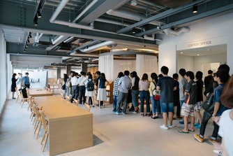 スタバの行列