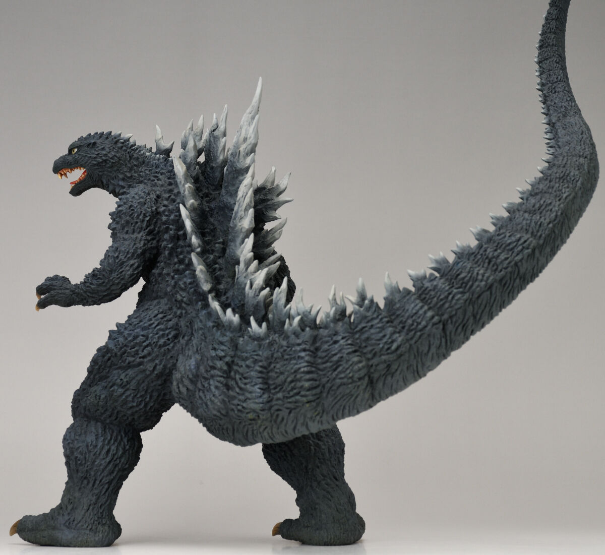 酒井ゆうじ造型工房 20cm ゴジラ2004 : モデラーのようです