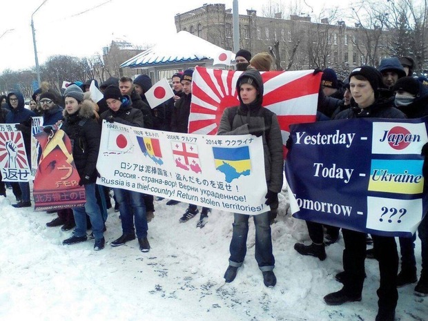 ウクライナ人「旭日旗を掲げてロシアに抗議しよう」