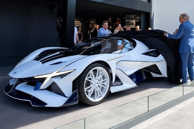 【画像】ドイツ生まれのスーパーカー、かっこいい