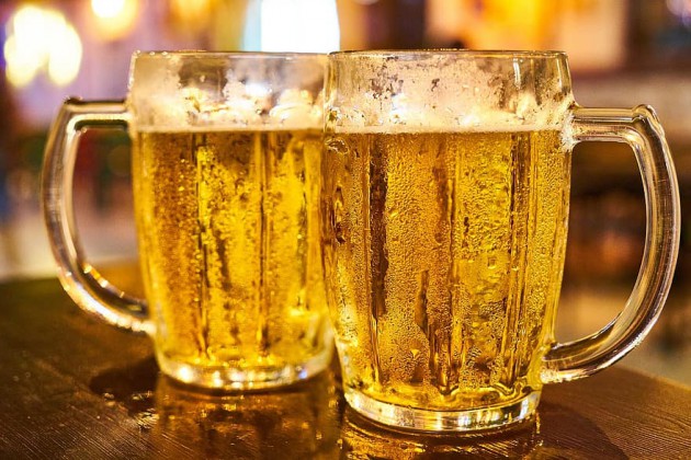 何でビールって氷入れないの？