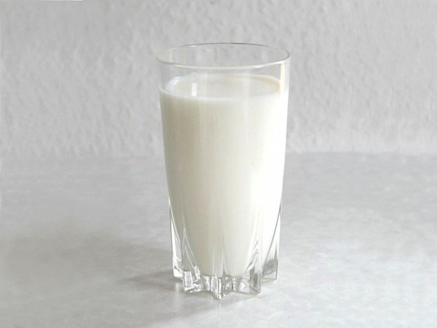 加藤浩次、「北海道のくせに牛乳飲めない」「牛乳を美味しいと思って飲んでる人間はいないと思ってる」