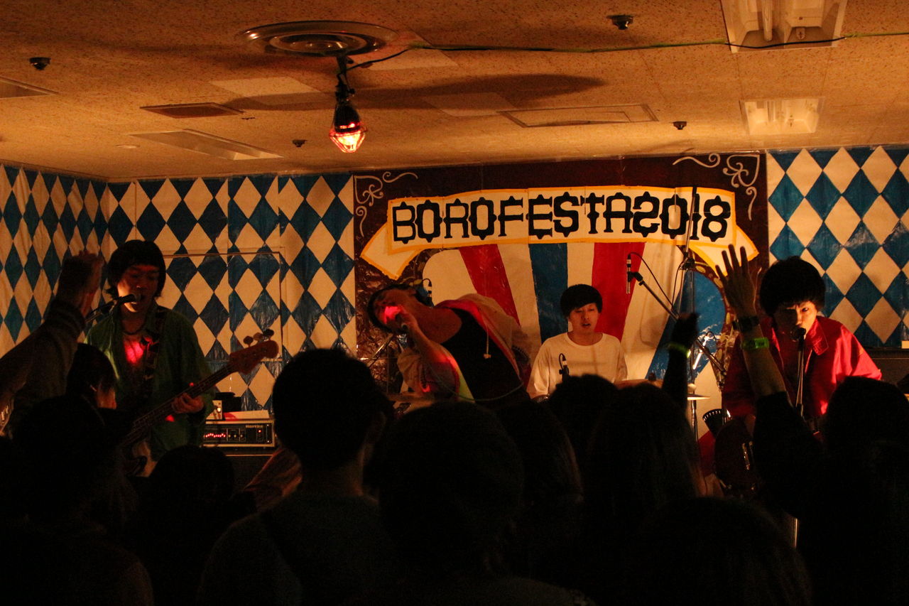 最終日の街の底ステージ出演バンド1番 河内reds ボロフェスタ速報ブログ