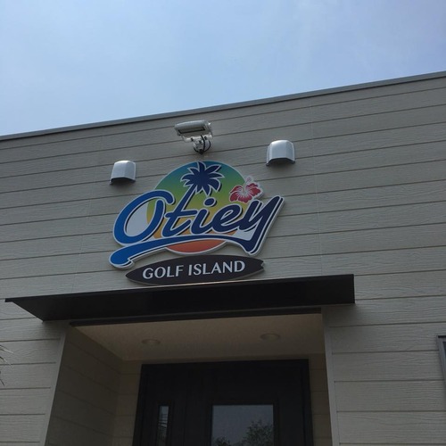 37392841_208367359876710_8223938992526065664_n