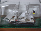 Royalist002
