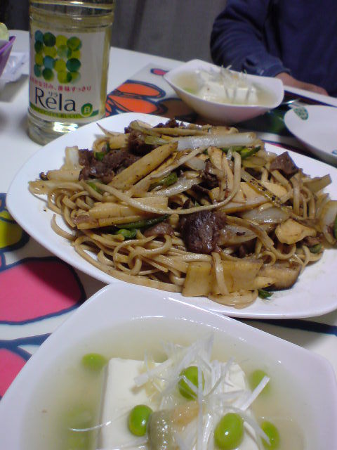 ボウの部屋 賞味期限切れの乾麺で作った焼きうどん