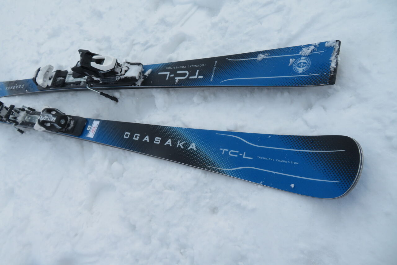 OGASAKA TC-L / TC-S : SKI PROSHOP J1 with Boulder-Works OGASAKA TC-L / TC-S : SKI PROSHOP J1 with Boulder-Works