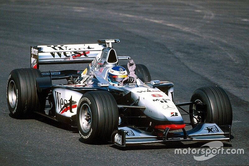 配色分析 #43 ~ West McLaren Mercedes MP4-13 ~ : カラフルな光