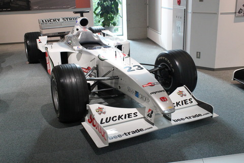 J.ヴィルヌーヴ BAR HONDA 02 タバコ仕様 J.ヴィルヌーヴ BAR HONDA 02 タバコ仕様