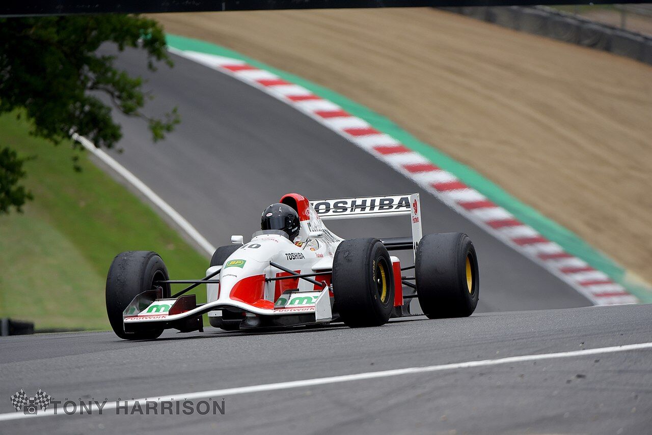 配色分析 #52 ~ Footwork Mugen Honda FA13 ~ : カラフルな光の世界