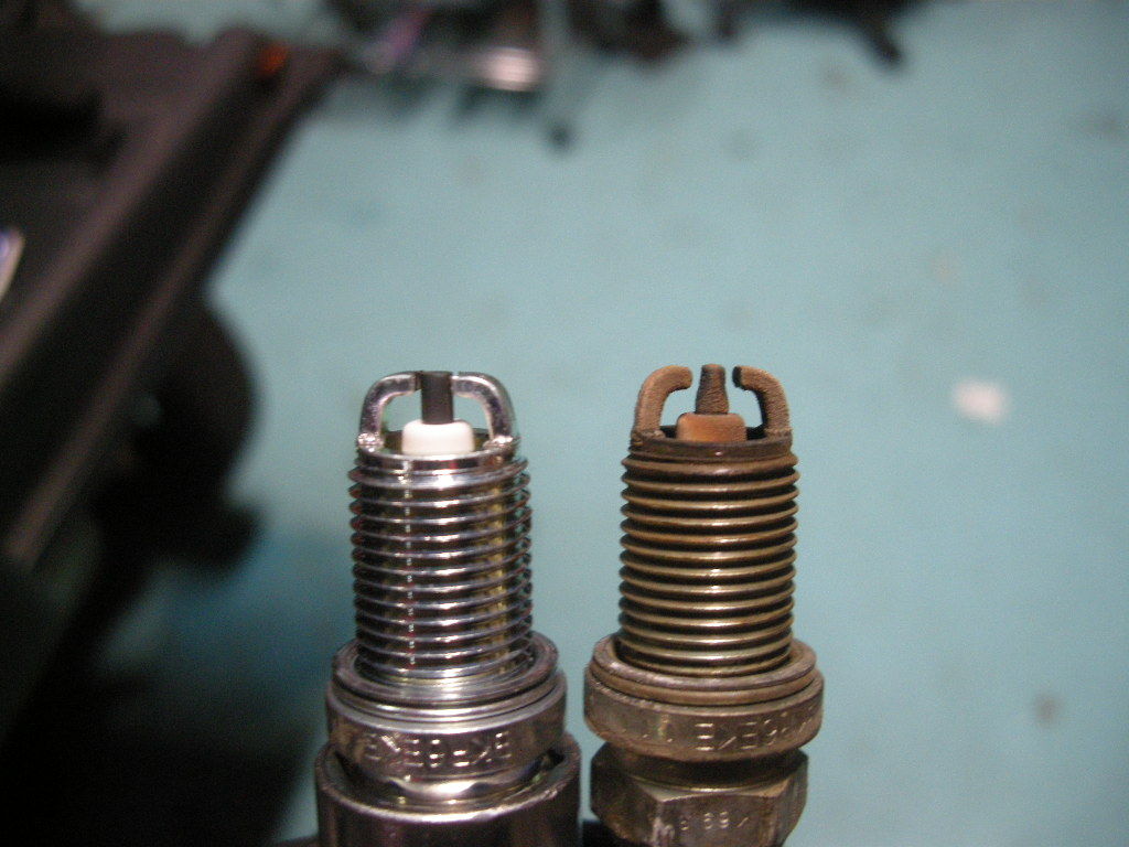 H*a様 MCC 　スマート　４５０　 プラグ抜き他 MCC smart K スパークプラグ交換 - シングル スマイル