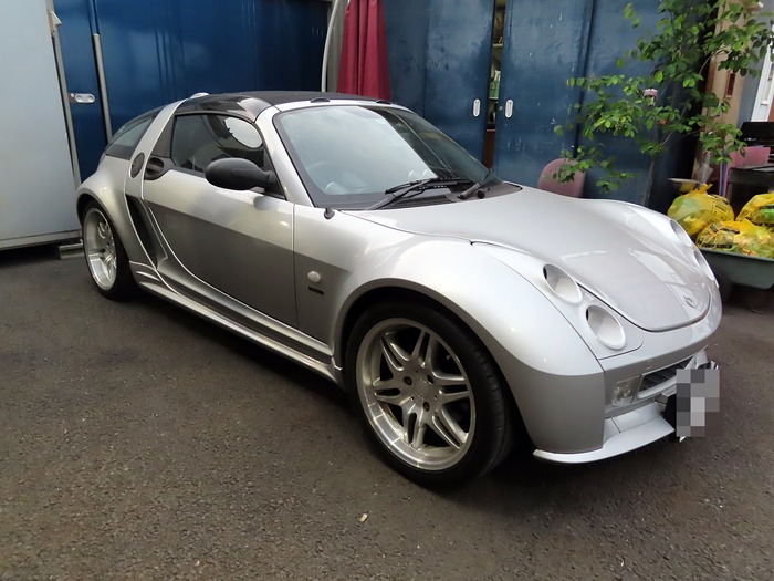 mccスマートロードスター用ブラバスカスタム☆最終売切り　値下げ不可です。 中古車:スマート ロードスターブラバス700cc右H6.4万km