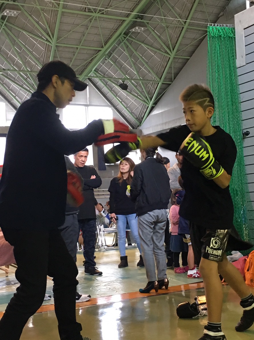 ナックルズ試合結果 Part2 銀司 峻 糸島市キックボクシングジム ボクシングジム ダイエット エクササイズ キングスジム kings gym の日記 ナックルズ試合結果 Part2 銀司 峻 糸島市キックボクシングジム ボクシングジム ダイエット エクササイズ キングスジム kings gym の日記