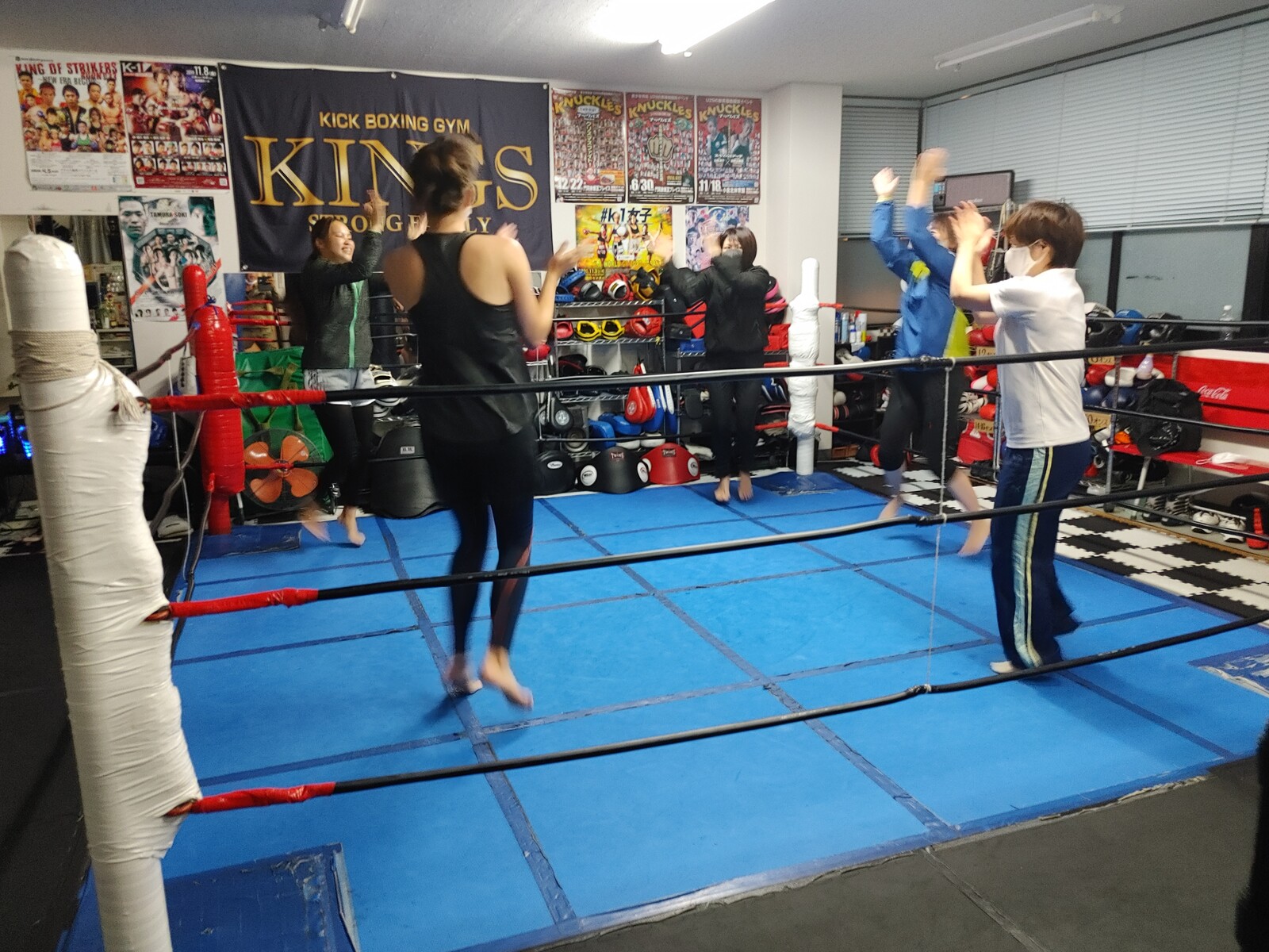 キックボクシングエクササイズ 山田真子選手公開練習撮影 キックボクシングスタジオkings キングス From Itoshima