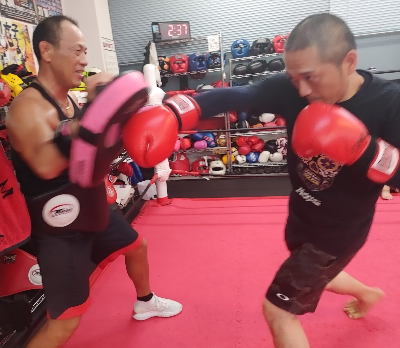 平均年齢高めな月曜日 笑 Kickboxing ｋｉｎｇｓ ｇｙｍ From Itoshima