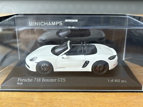 5b0ae94c-s.jpg