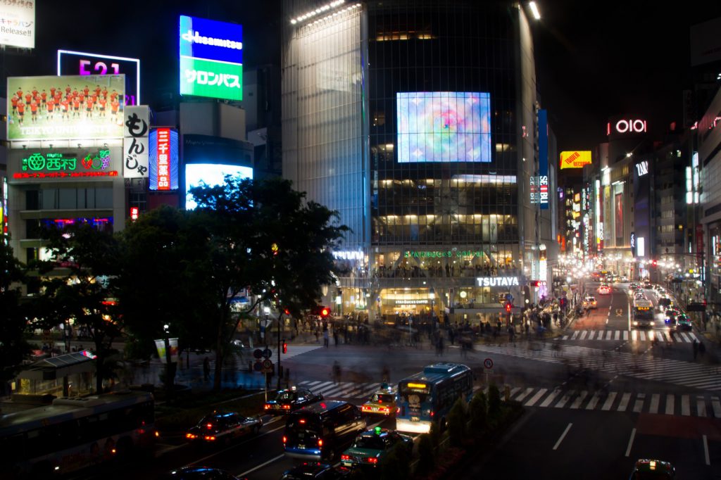 渋谷のハロウィン、人がゴミのようになっていると話題に