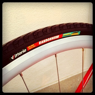 初！タイヤ交換