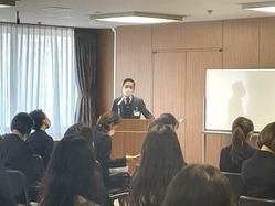 ⑥仁川学院小学校