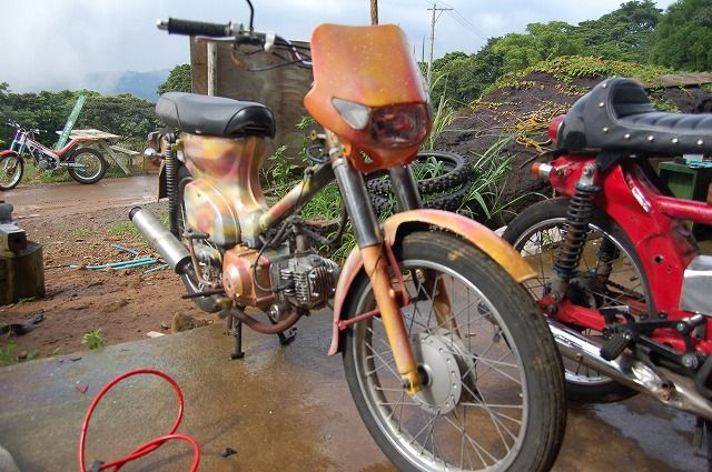 カブ改造車 川内冒険倶楽部