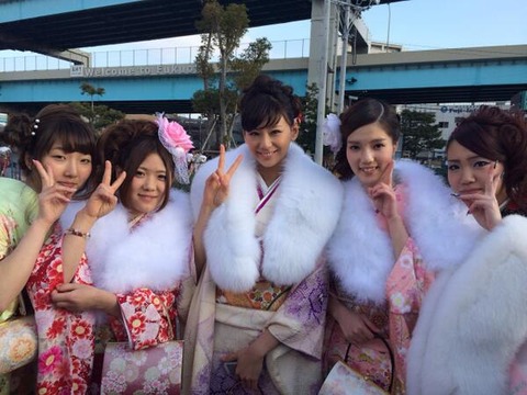 西内まりやが地元の成人式で他の女との圧倒的な差を見せつけるwww おもしろクローバーニュース速報 西内まりやが地元の成人式で他の女との圧倒的な差を見せつけるwww おもしろクローバーニュース速報