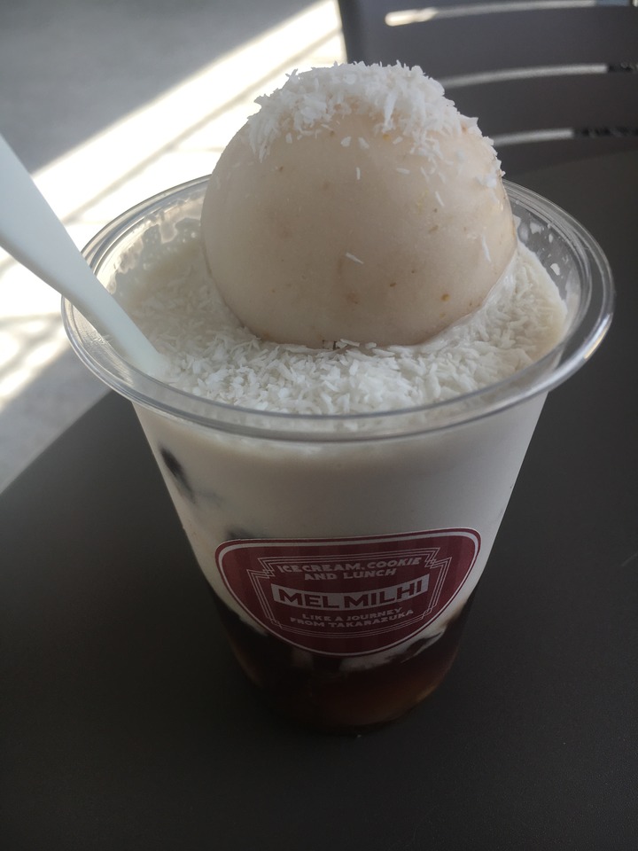 ED5FE275-E77D-4EBE-B8D9-8CE7DCDDBF97