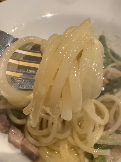 F0A4A4C7-5EF3-46FE-8206-4C6EAB92CED6