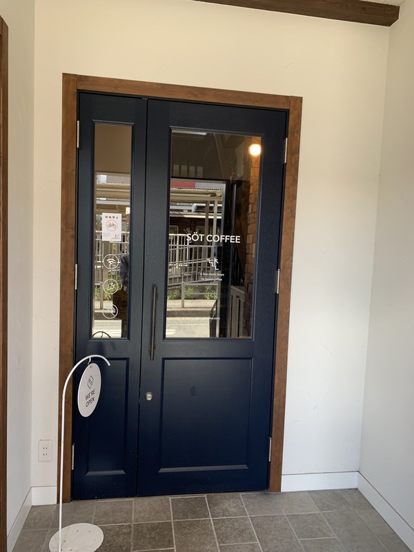 C8967EBC-2F6F-4D43-9E4C-082D558D1CB3