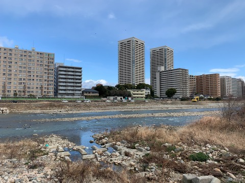 武庫川河川敷2宝塚大橋