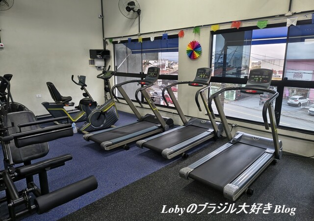 スポーツジム３