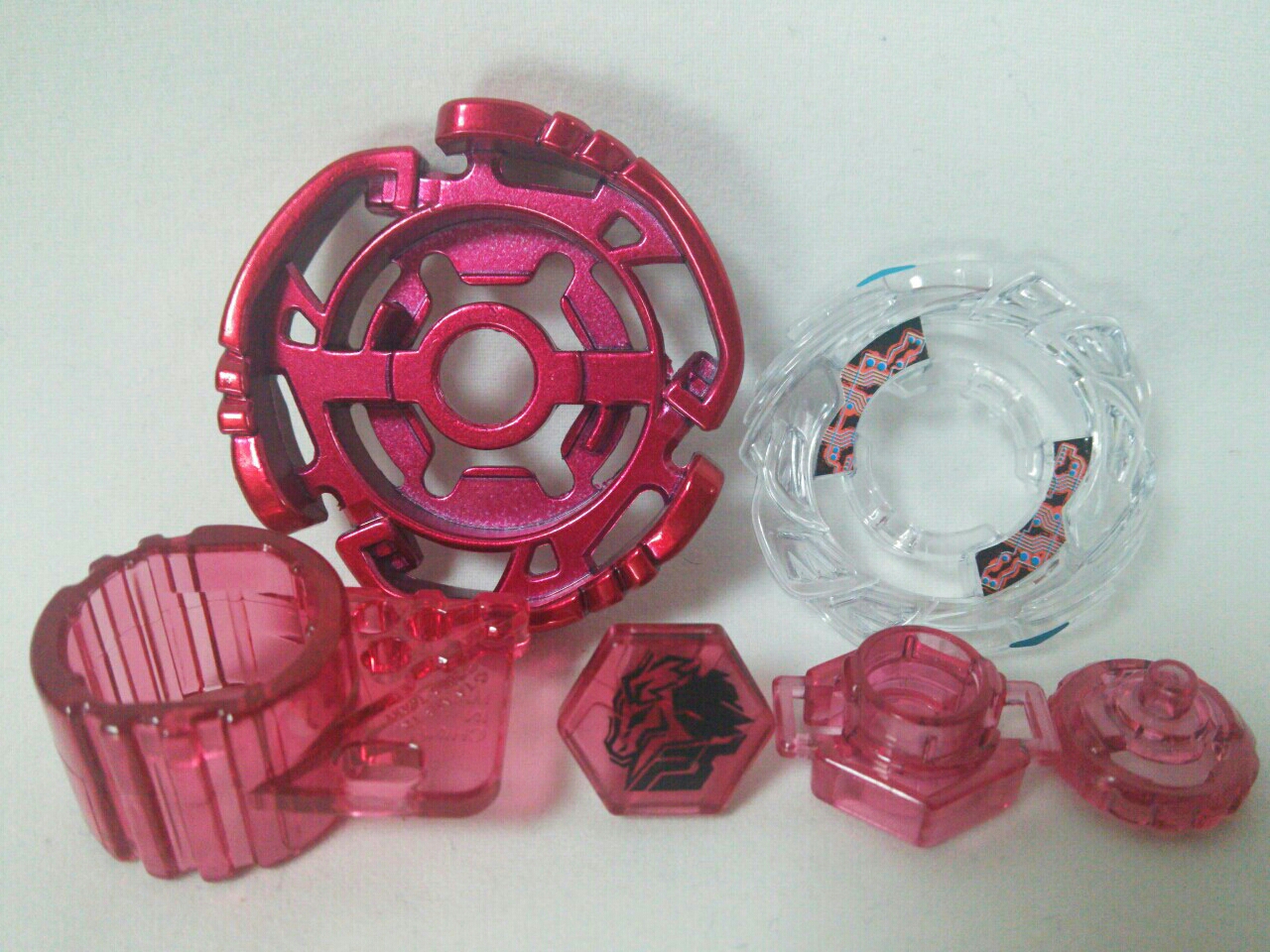 メタルファイトベイブレード 初代ペガシス125SF 赤 メタルファイトベイブレード 初代ペガシス125SF 赤 メタル