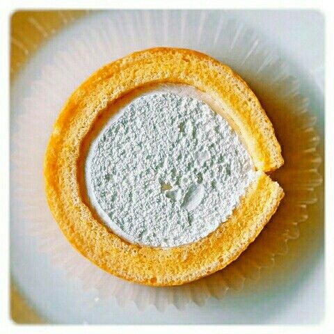 オランジェのロールケーキ