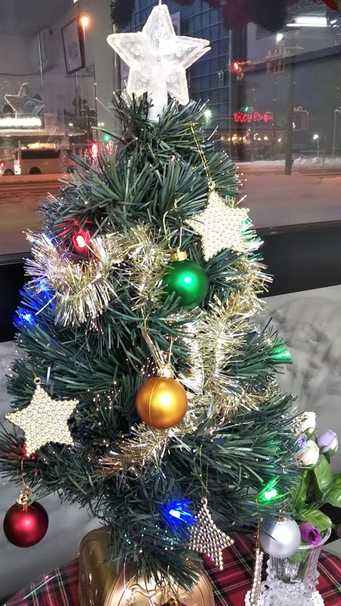 商品券が当たる、クリスマスお楽しみ抽選会と……