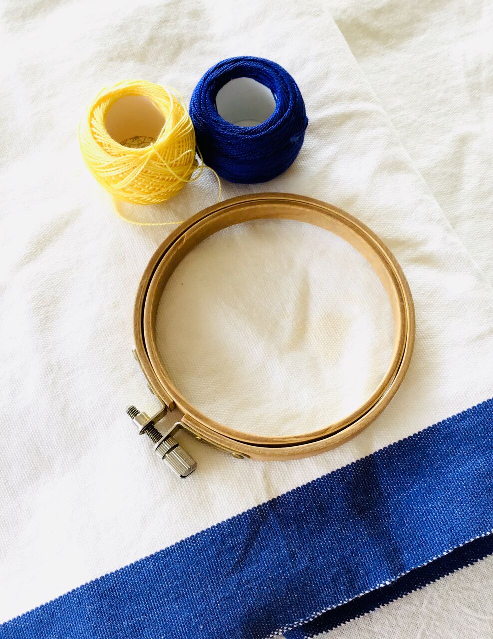 刺繍でシミ隠し フランス刺繍 Lesfils 耀子 刺繍でシミ隠し フランス刺繍 Lesfils 耀子