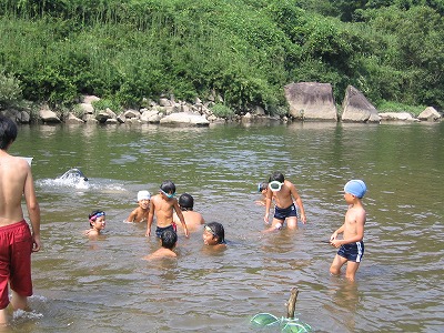 川遊び 木津川は深かった ボーイスカウト京都第55団カブ隊