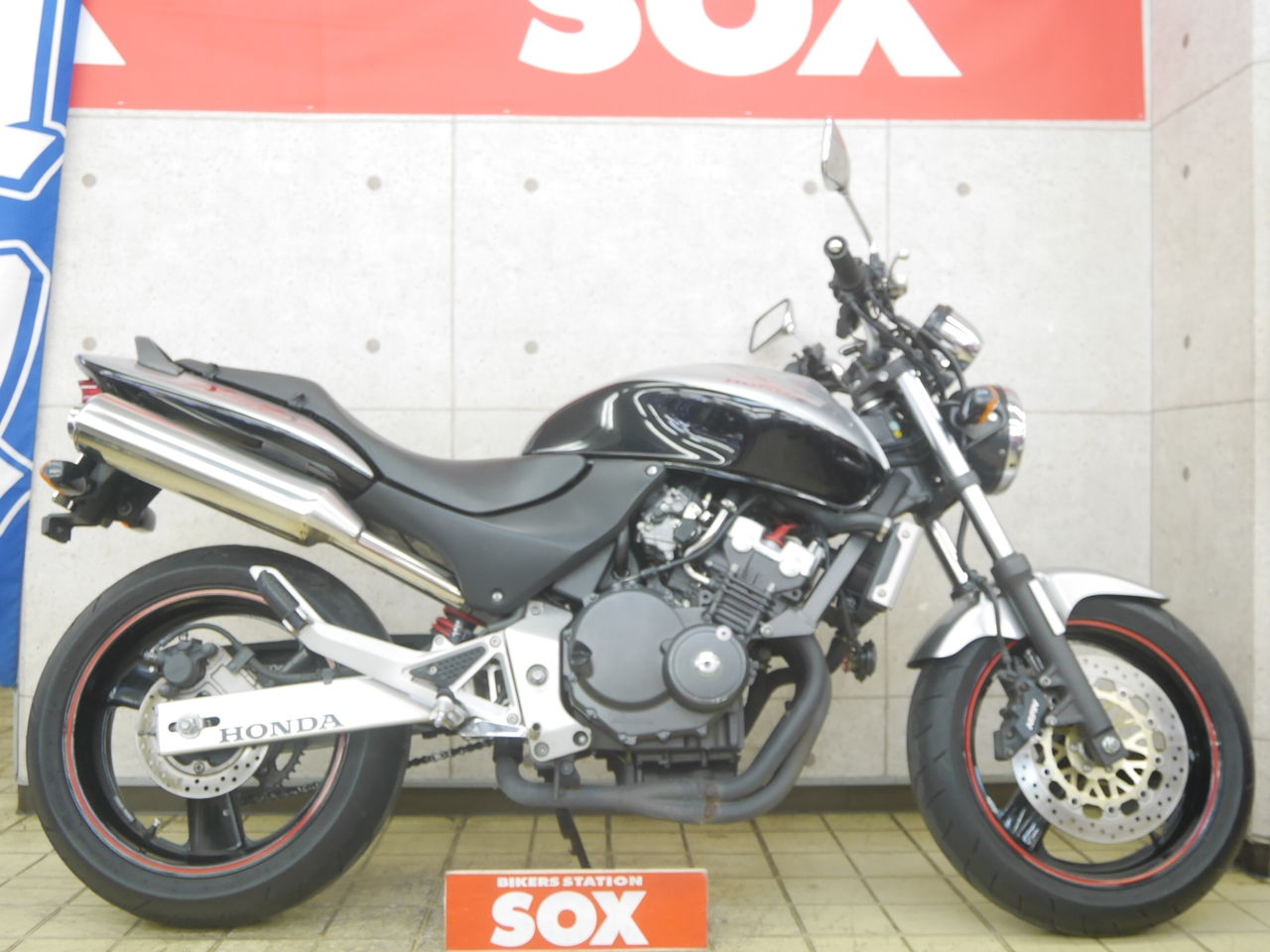コンディション良好なhornet250dxが入荷です バイク館 Sox ブログ 珍しい独自輸入バイクが多数あります