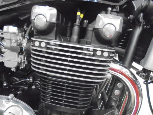 ゼファー1100お勧め Sox練馬店 バイク館 Sox ブログ 珍しい独自輸入バイクが多数あります