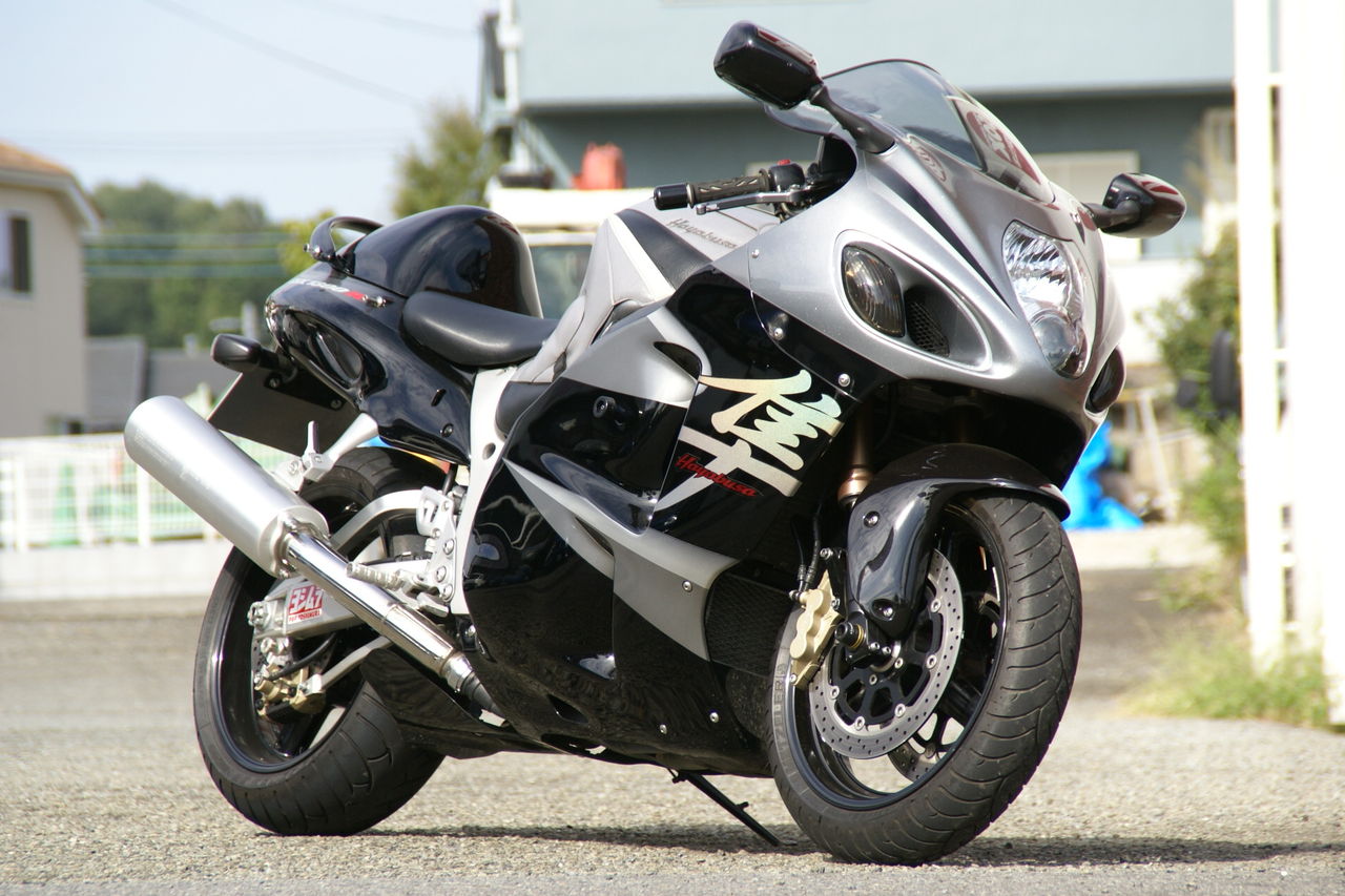 隼 バイク館 Sox ブログ 珍しい独自輸入バイクが多数あります