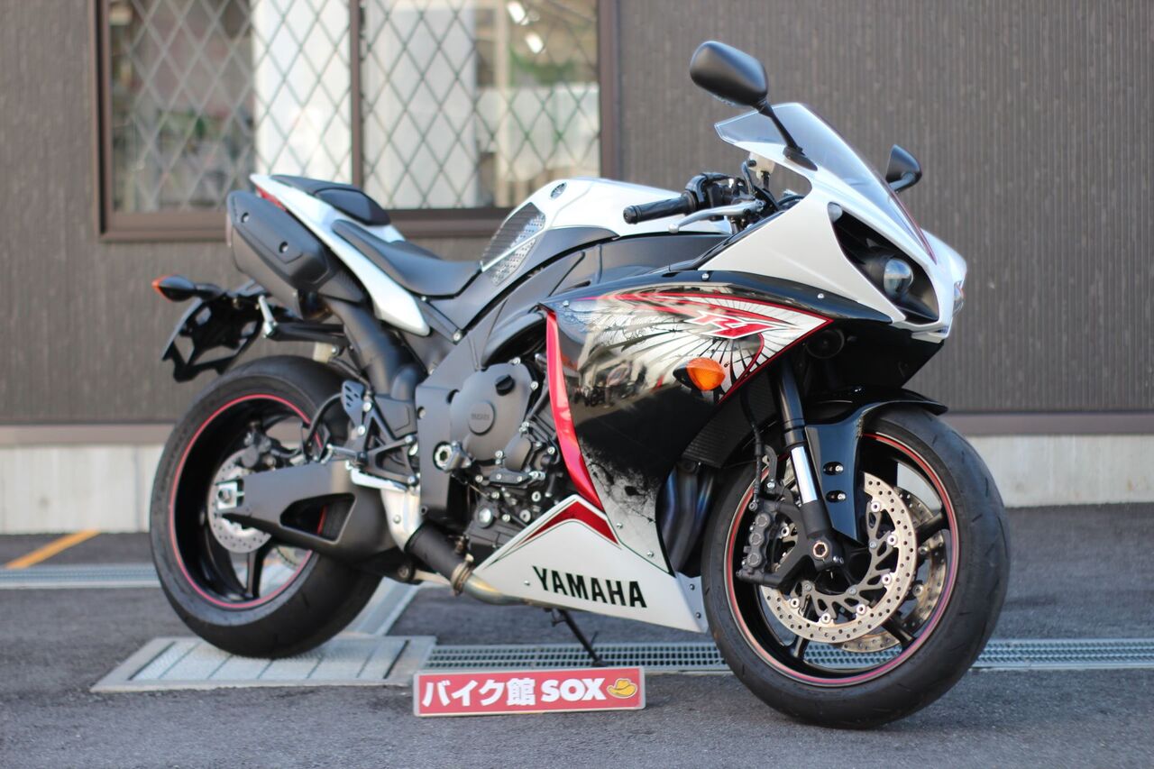 甲府店展示車 Yzf R1 ご紹介 バイク館 Sox ブログ 珍しい独自輸入バイクが多数あります