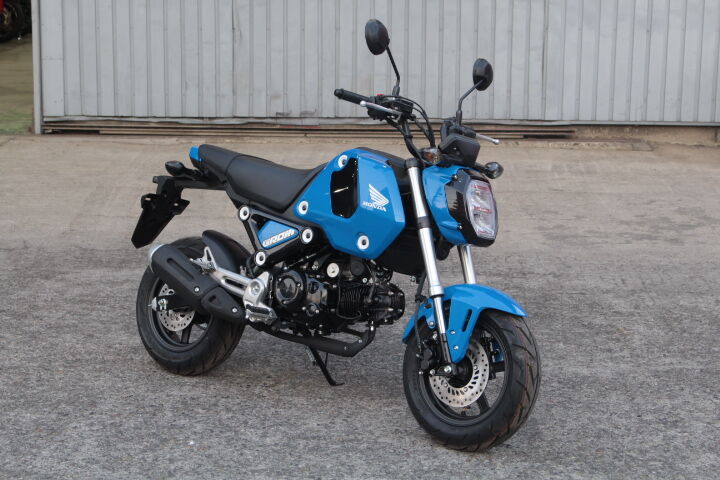 新入荷 21 ホンダ 新型グロム 税込 319 000円 珍しいブルーgromです バイク館 Sox ブログ 珍しい独自輸入バイクが多数あります
