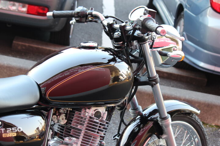 Suzuki St250 登録済み未使用車のご紹介 バイク館 Sox ブログ 珍しい独自輸入バイクが多数あります