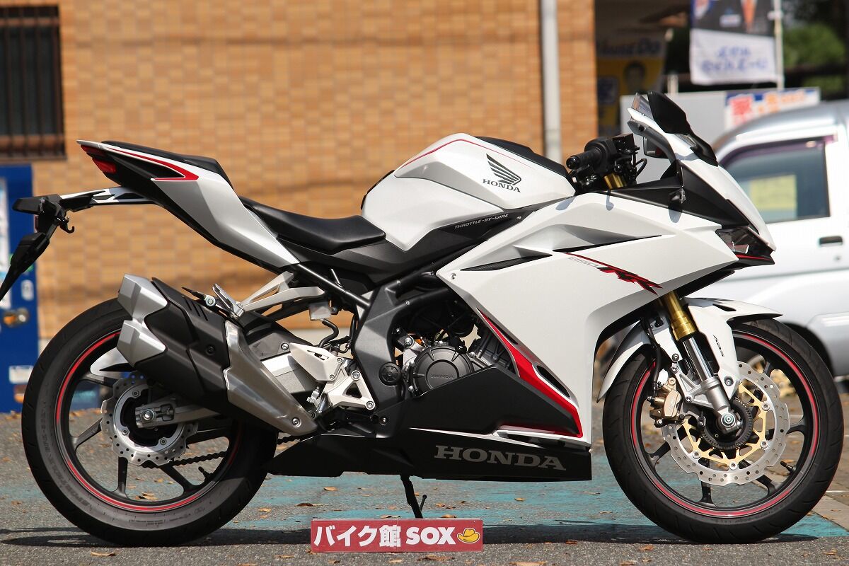 大人気のss Cbrをご紹介 速さを感じろ バイク館 Sox ブログ 珍しい独自輸入バイクが多数あります