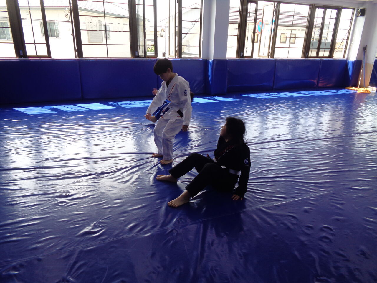 土曜日のキッズ柔術クラス キッズmmaクラス スパーリングクラス フィットネスクラス キックボクシングクラス 浜松のブラジリアン柔術 総合格闘技道場 ブルテリア格闘技ジム 土曜日のキッズ柔術クラス キッズmmaクラス スパーリングクラス フィットネスクラス キックボクシングクラス 浜松のブラジリアン柔術 総合格闘技道場 ブルテリア格闘技ジム