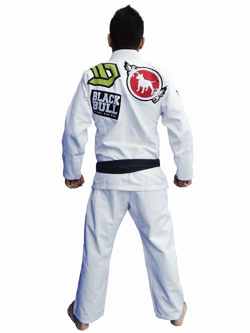 trinamegi_white_3