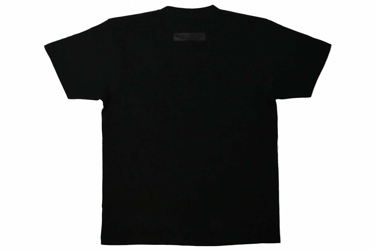 bttee_wbox_blkred_2